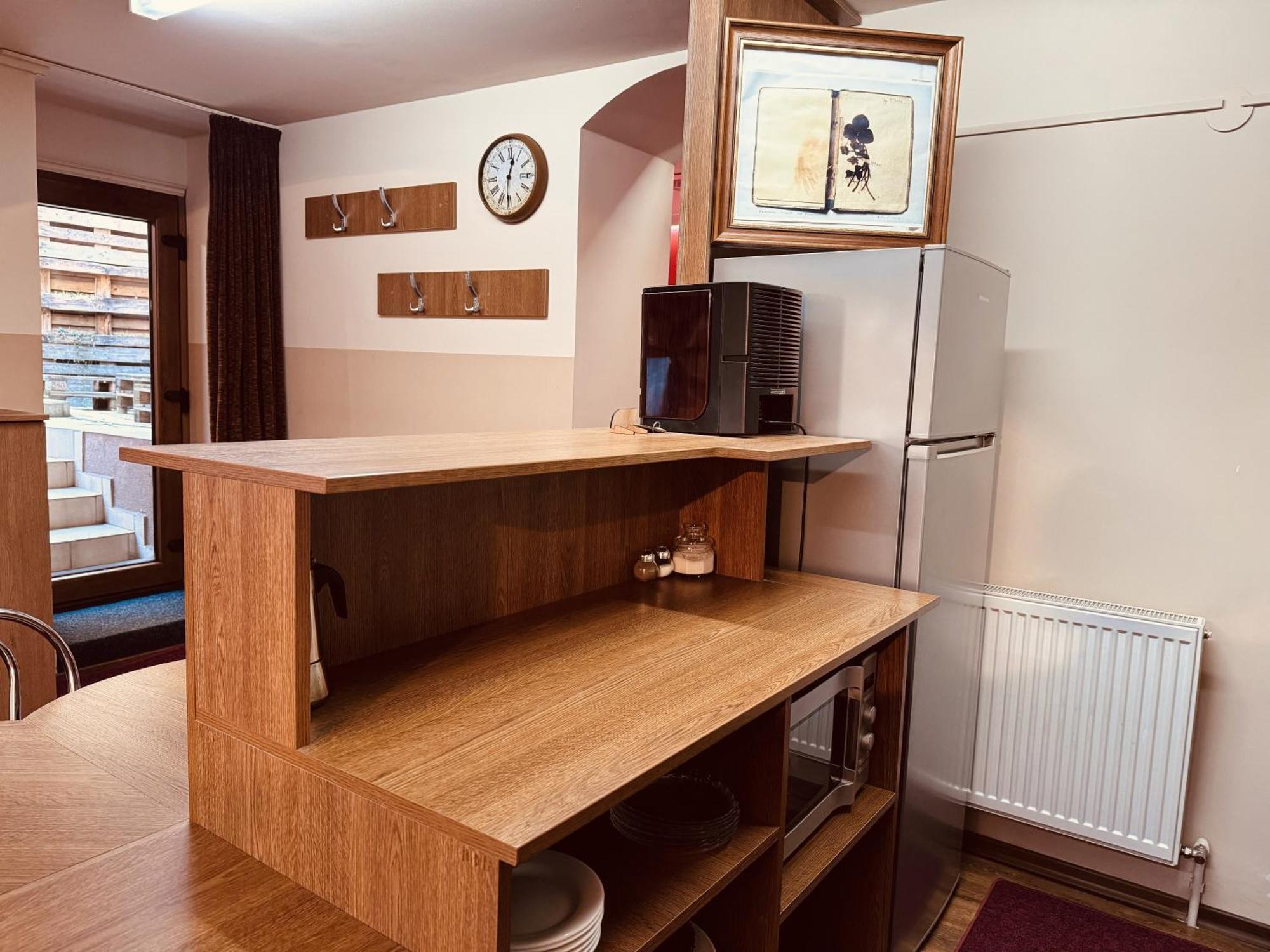 Ferienwohnung Excluzive Odorheiu Secuiesc Zimmer foto